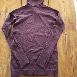 Restless Hoodie Pullover